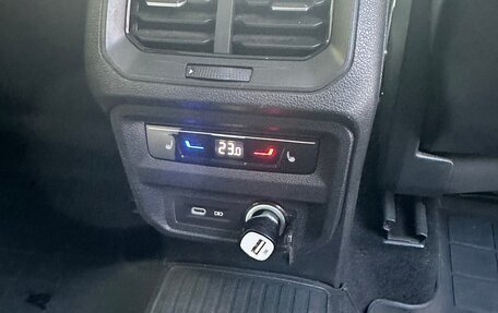 Volkswagen Tiguan II, 2022 год, 3 400 000 рублей, 12 фотография