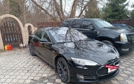 Tesla Model S I, 2013 год, 2 300 000 рублей, 3 фотография