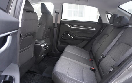 Geely Emgrand, 2024 год, 2 190 000 рублей, 8 фотография