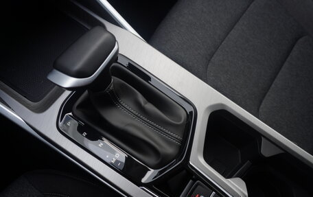 Geely Emgrand, 2024 год, 2 190 000 рублей, 19 фотография