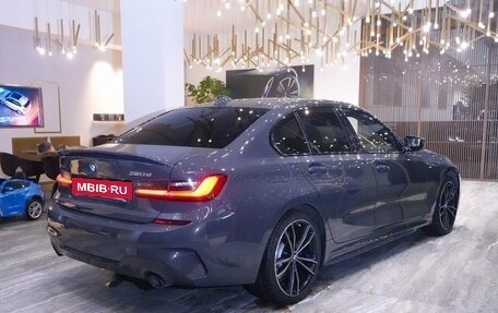 BMW 3 серия, 2019 год, 4 100 000 рублей, 2 фотография