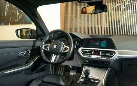 BMW 3 серия, 2019 год, 4 100 000 рублей, 16 фотография