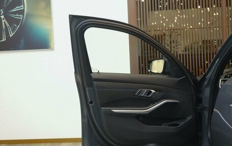 BMW 3 серия, 2019 год, 4 100 000 рублей, 10 фотография