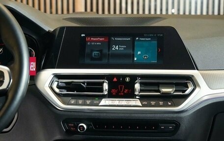 BMW 3 серия, 2019 год, 4 100 000 рублей, 19 фотография