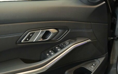 BMW 3 серия, 2019 год, 4 100 000 рублей, 26 фотография