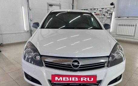 Opel Astra H, 2011 год, 817 000 рублей, 2 фотография