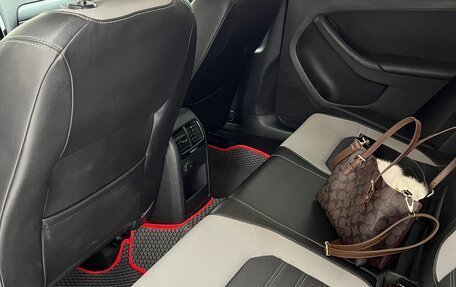 Volkswagen Jetta VI, 2013 год, 970 000 рублей, 7 фотография