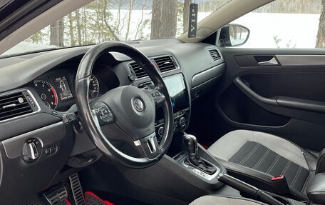 Volkswagen Jetta VI, 2013 год, 970 000 рублей, 6 фотография