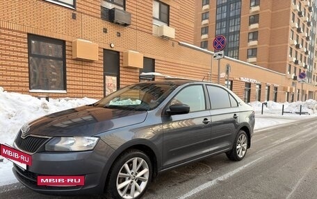 Skoda Rapid I, 2015 год, 900 000 рублей, 2 фотография