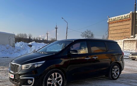 KIA Carnival III, 2017 год, 2 250 000 рублей, 11 фотография