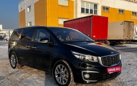 KIA Carnival III, 2017 год, 2 250 000 рублей, 9 фотография