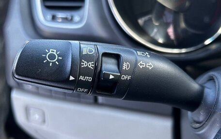 KIA Carnival III, 2017 год, 2 250 000 рублей, 23 фотография