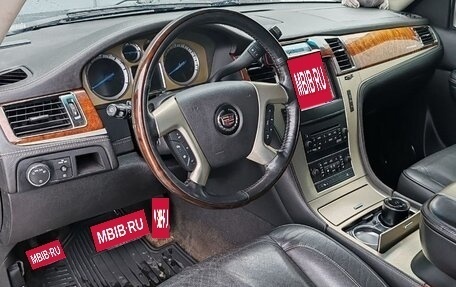 Cadillac Escalade III, 2012 год, 3 150 000 рублей, 14 фотография
