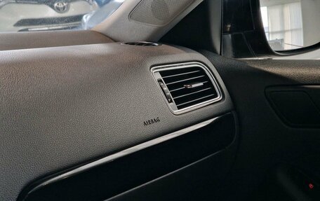 Volkswagen Jetta VI, 2017 год, 1 325 000 рублей, 16 фотография