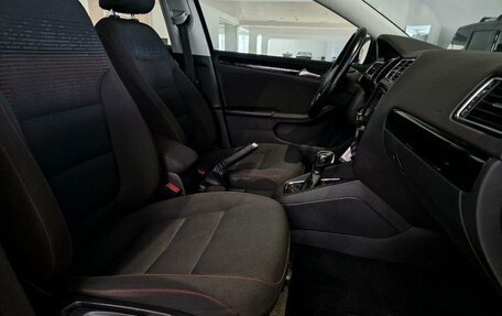 Volkswagen Jetta VI, 2017 год, 1 325 000 рублей, 15 фотография