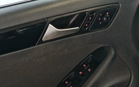 Volkswagen Jetta VI, 2017 год, 1 325 000 рублей, 25 фотография