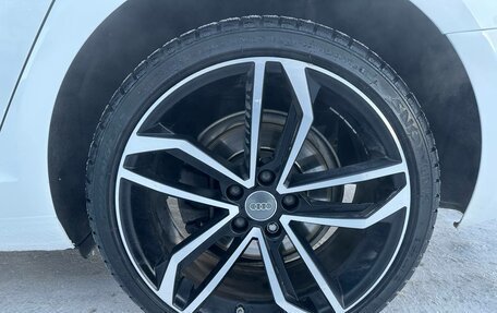 Audi A4, 2019 год, 2 650 000 рублей, 13 фотография