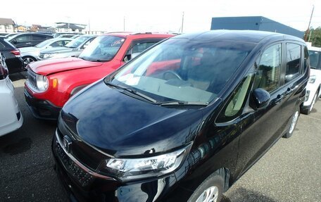 Honda Freed II, 2022 год, 1 455 000 рублей, 3 фотография