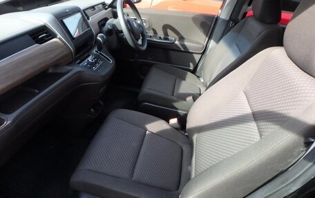 Honda Freed II, 2022 год, 1 455 000 рублей, 4 фотография