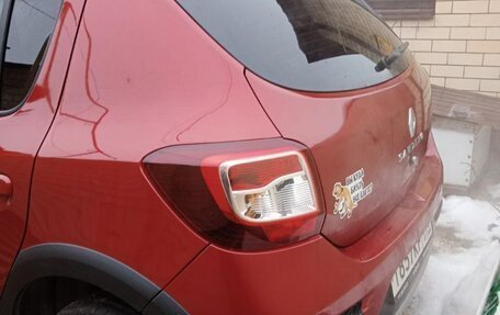 Renault Sandero II рестайлинг, 2020 год, 1 100 000 рублей, 2 фотография