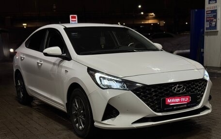 Hyundai Solaris II рестайлинг, 2021 год, 1 550 000 рублей, 3 фотография