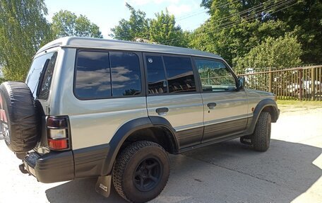 Mitsubishi Pajero III рестайлинг, 1994 год, 450 000 рублей, 27 фотография