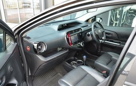 Toyota Aqua I, 2019 год, 1 330 000 рублей, 12 фотография