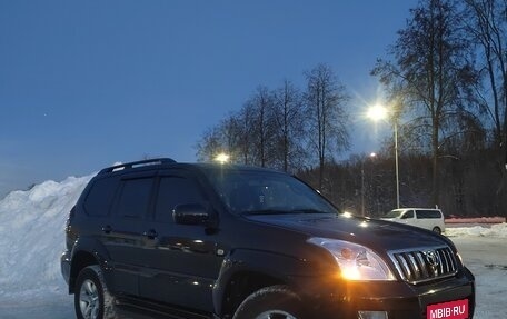 Toyota Land Cruiser Prado 120 рестайлинг, 2008 год, 1 850 000 рублей, 2 фотография