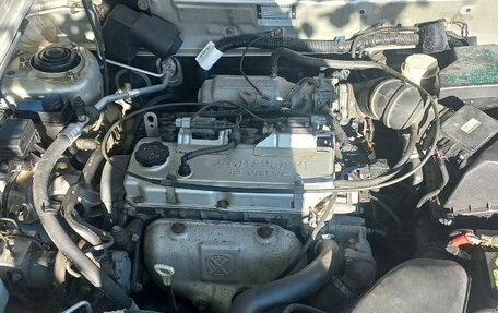 Mitsubishi Carisma I, 2003 год, 150 000 рублей, 5 фотография