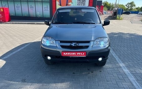 Chevrolet Niva I рестайлинг, 2012 год, 585 000 рублей, 1 фотография