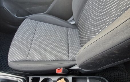 KIA Rio IV, 2017 год, 930 000 рублей, 10 фотография