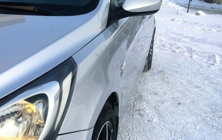 Hyundai Solaris II рестайлинг, 2011 год, 850 000 рублей, 4 фотография