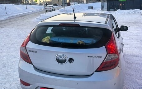 Hyundai Solaris II рестайлинг, 2011 год, 850 000 рублей, 7 фотография