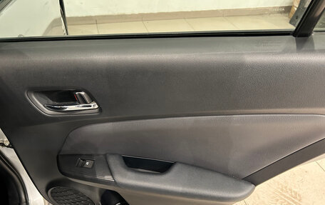 Toyota Prius IV XW50, 2017 год, 1 399 000 рублей, 12 фотография