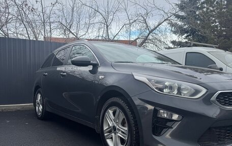 KIA cee'd III, 2020 год, 1 450 000 рублей, 2 фотография