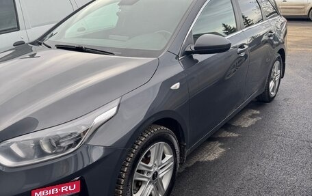 KIA cee'd III, 2020 год, 1 450 000 рублей, 5 фотография