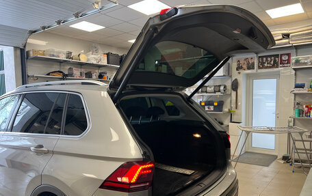 Volkswagen Tiguan II, 2017 год, 2 990 000 рублей, 10 фотография