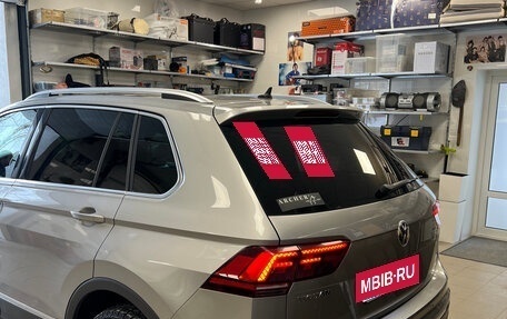 Volkswagen Tiguan II, 2017 год, 2 990 000 рублей, 2 фотография