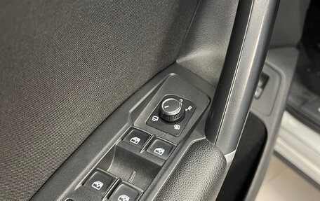 Volkswagen Tiguan II, 2017 год, 2 990 000 рублей, 18 фотография