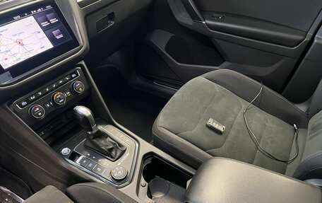 Volkswagen Tiguan II, 2017 год, 2 990 000 рублей, 21 фотография