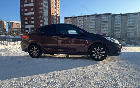 Hyundai Solaris II рестайлинг, 2011 год, 699 000 рублей, 2 фотография