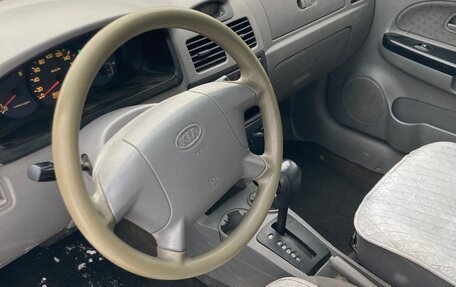 KIA Rio II, 2004 год, 125 000 рублей, 9 фотография