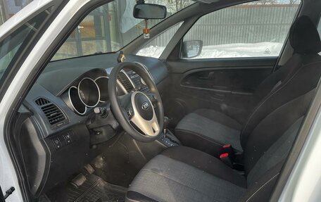 KIA Venga I, 2013 год, 950 000 рублей, 9 фотография