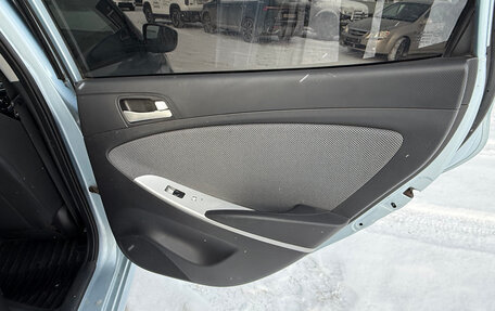 Hyundai Solaris II рестайлинг, 2011 год, 735 000 рублей, 9 фотография