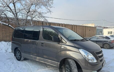 Hyundai H-1 II рестайлинг, 2011 год, 1 500 000 рублей, 3 фотография