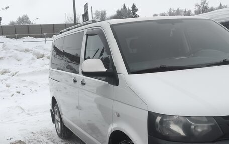 Volkswagen Caravelle T5, 2012 год, 1 800 000 рублей, 2 фотография