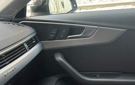 Audi A4, 2019 год, 2 399 999 рублей, 4 фотография