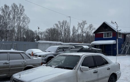 Mercedes-Benz C-Класс, 1994 год, 290 000 рублей, 6 фотография