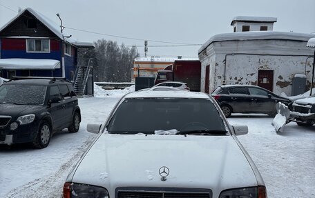 Mercedes-Benz C-Класс, 1994 год, 290 000 рублей, 5 фотография