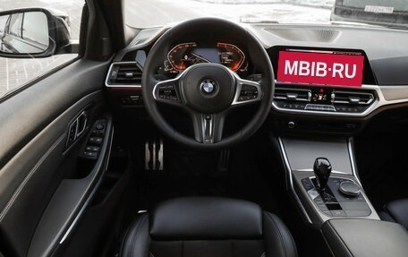 BMW 3 серия, 2019 год, 3 699 000 рублей, 13 фотография